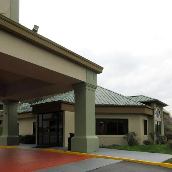 Quality Inn Harriman，位于Harriman的酒店