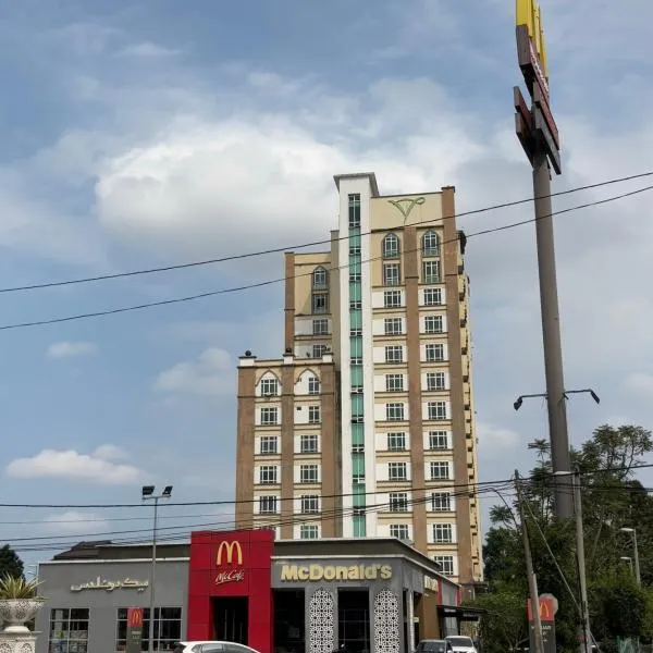 Private Studio Viana Court Service Apartment 3 with private parking，位于哥打巴鲁的酒店