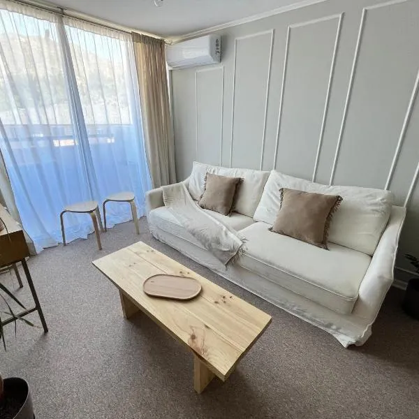Departamento amplio, luminoso y acogedor，位于洛斯安第斯的酒店