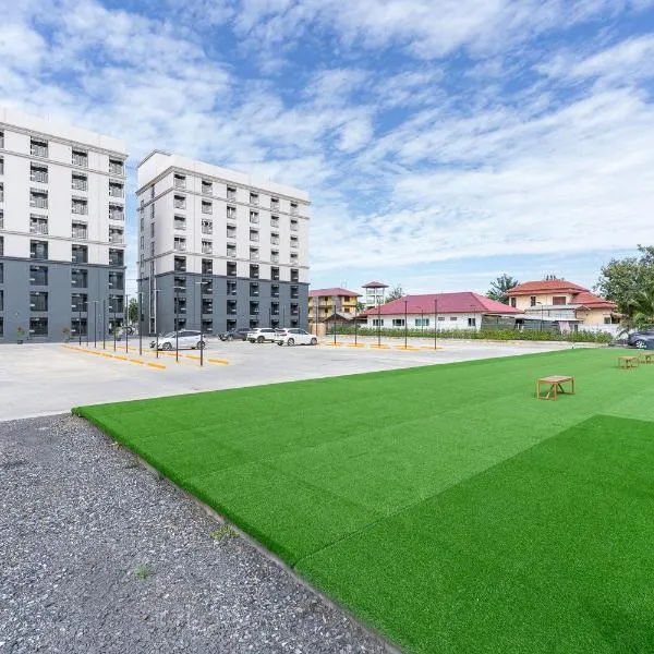 44 Residence and Resort，位于Khlong Luang的酒店
