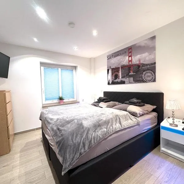 Ferienwohnungen Arp "2D" mit Terrasse und Parkplatz，位于伊策霍的酒店