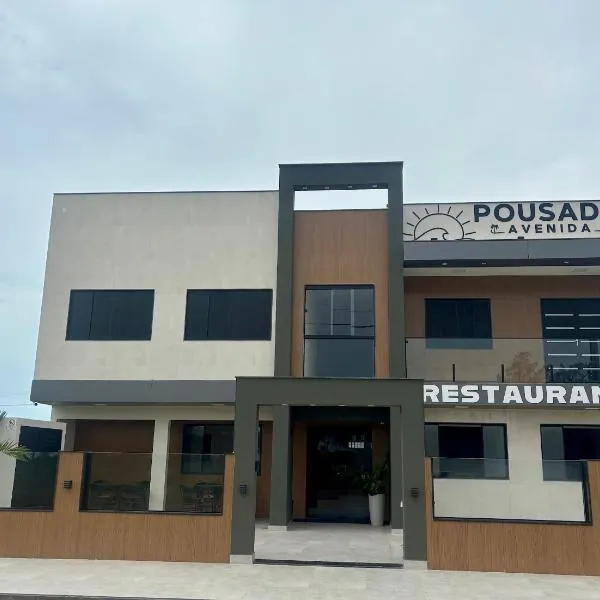 Pousada Avenida Farol，位于坎普斯戈伊塔卡济斯的酒店