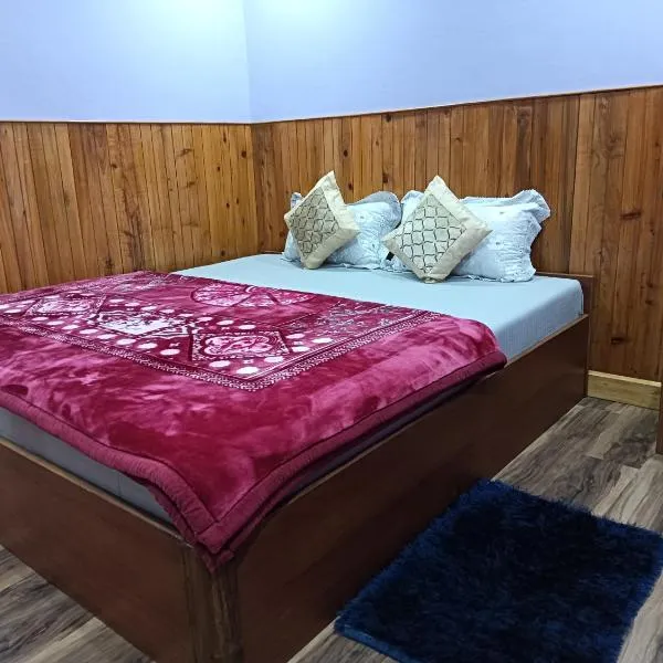 S Sherpa Homestay，位于大吉岭的酒店