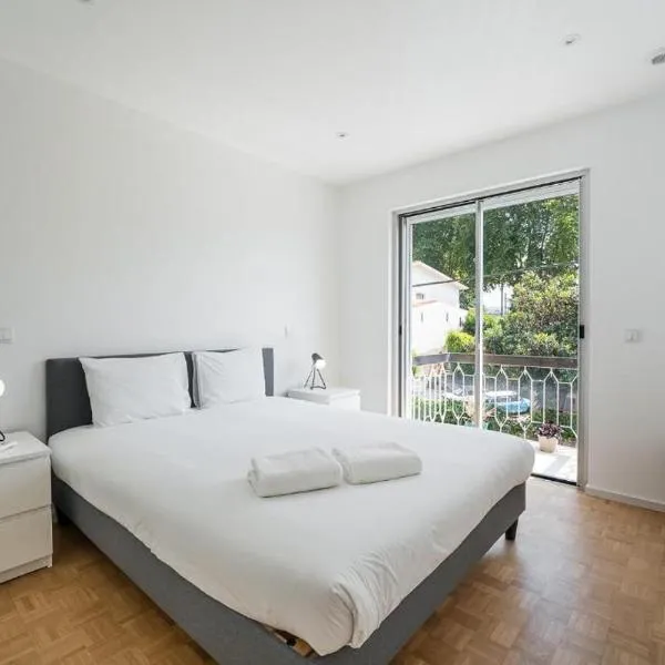 Family Flat Near Porto，位于里奥廷托的酒店