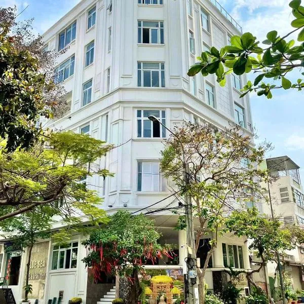 Blue Sea Luxury Hotel & Apartment Vũng Tàu，位于头顿的酒店