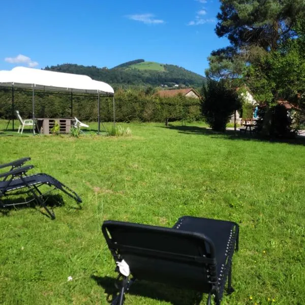 Gîtes Les Grandes Voies - Clé Vacances，位于勒梅尼勒的酒店