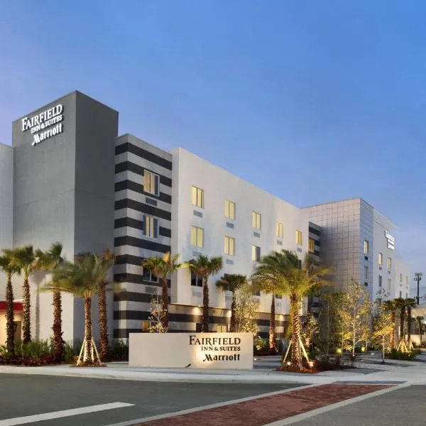 Fairfield Inn & Suites by Marriott Daytona Beach Speedway/Airport，位于代托纳海滩的酒店