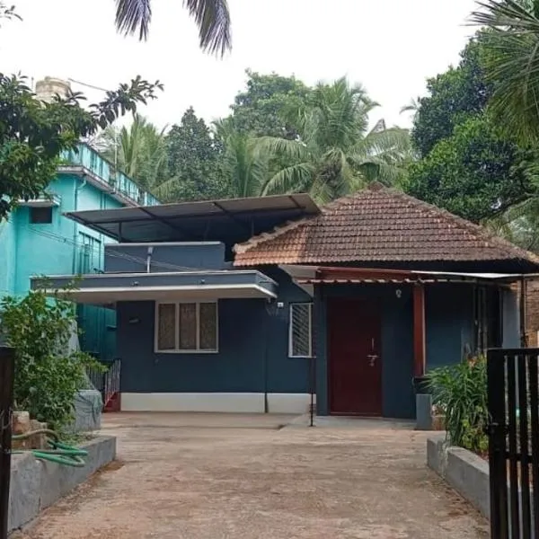 Ajjana Mane Service apartment，位于Kaup的酒店