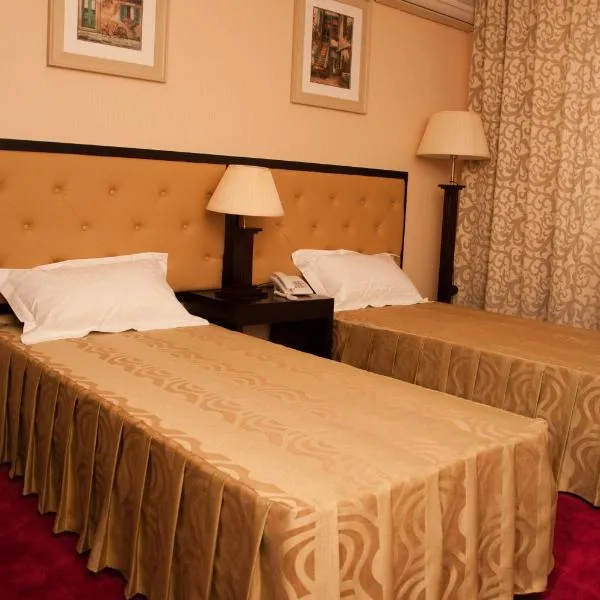 Hotel Baden，位于Cuza Vodă的酒店