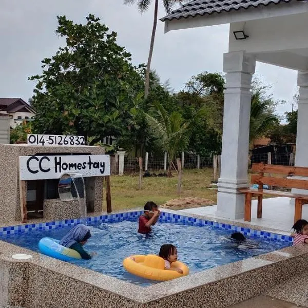 CC HOMESTAY PRIVATE POOL Kampung Mangkuk, Terengganu，位于佩纳利克村的酒店