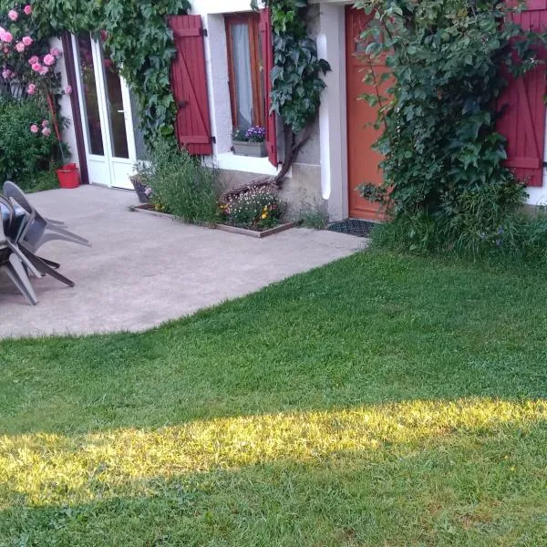 Gîte des coussières，位于Courteix的酒店