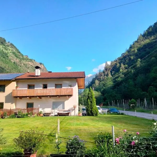 Schönes Apartment mit 80qm，位于塞纳莱斯的酒店