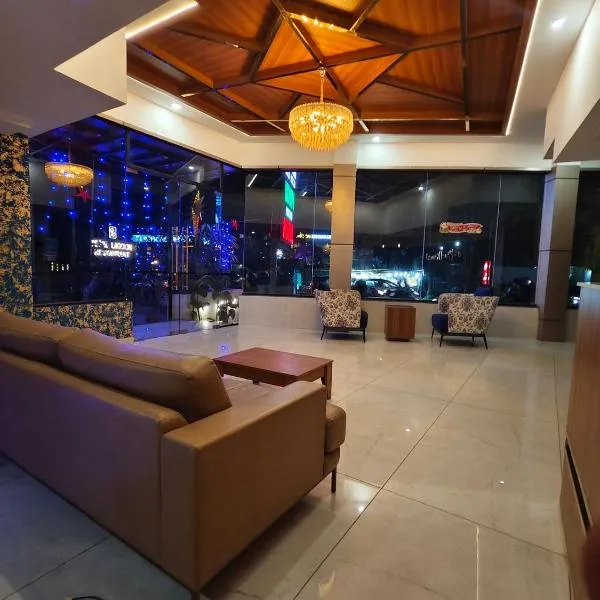 Blue Diamond Residency，位于Perintalmanna的酒店