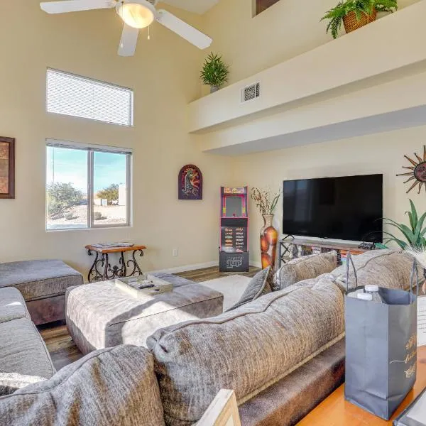 Resort Pool and Spa Access Mesquite Condo!，位于梅斯基特的酒店
