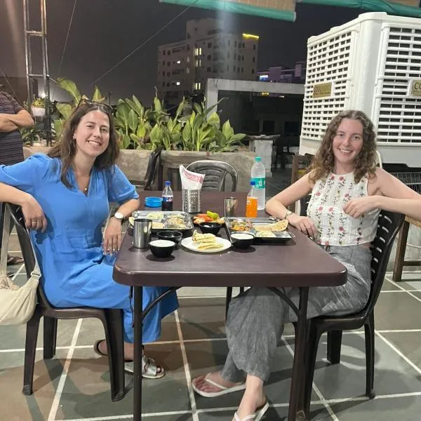 Paarijat PG，位于乌代浦的酒店