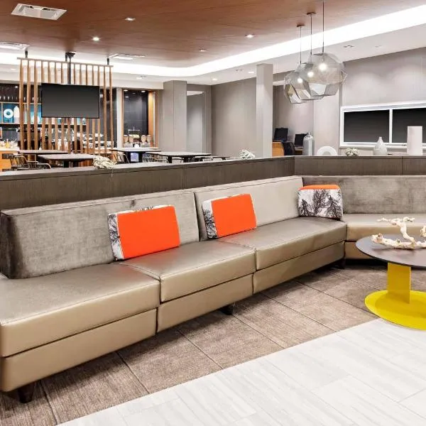 SpringHill Suites by Marriott Kansas City Plaza，位于堪萨斯城的酒店