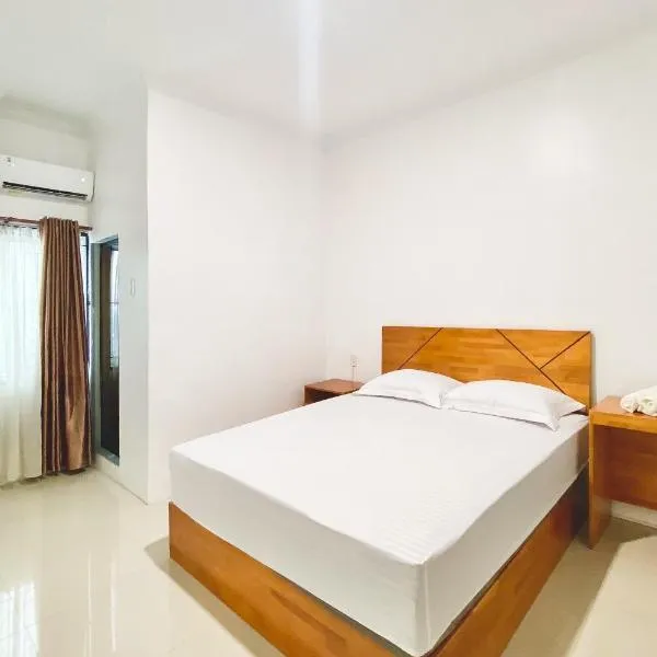 Urbanview Hotel Pelita Inn Medan，位于Pulauberayan Dadap的酒店