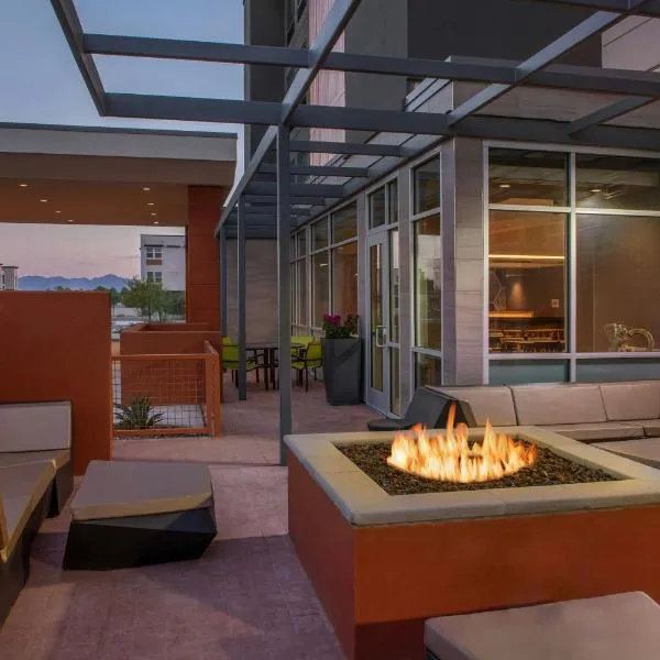 SpringHill Suites by Marriott Phoenix West/Avondale，位于埃文代尔的酒店