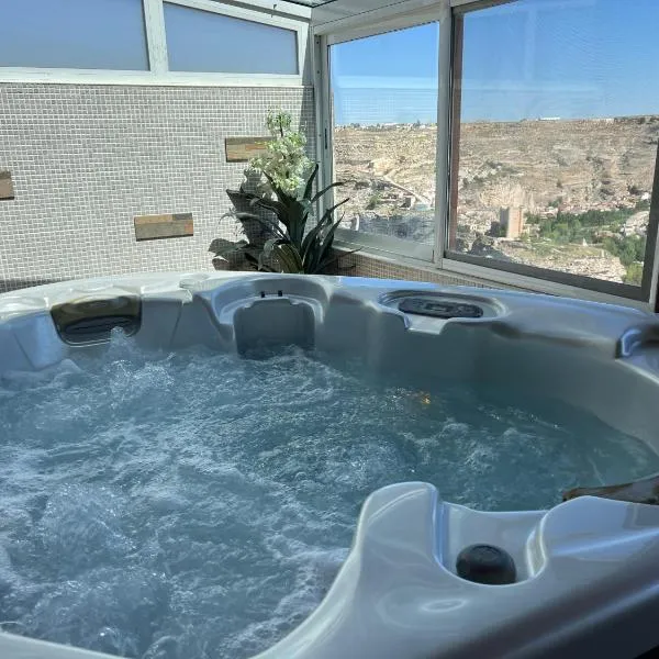Casas Rurales Maribel - Complejo El Tejar - Apartamentos con jacuzzi en Alcalá del Júcar，位于Casas del Cerro的酒店