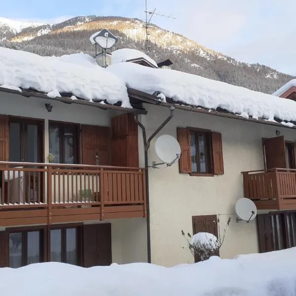 Appartamento in Val di Sole，位于科姆梅扎杜拉的酒店