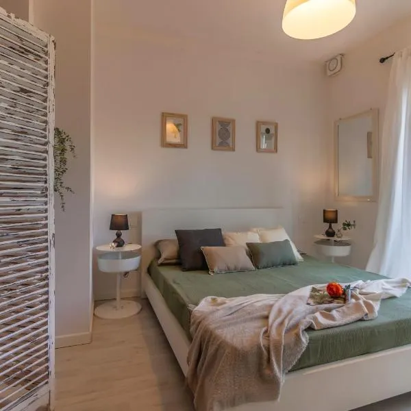 Casa Carducci，位于基亚拉瓦莱的酒店