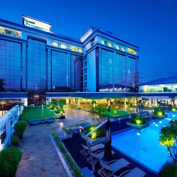 Grand Hotel Preanger，位于万隆的酒店