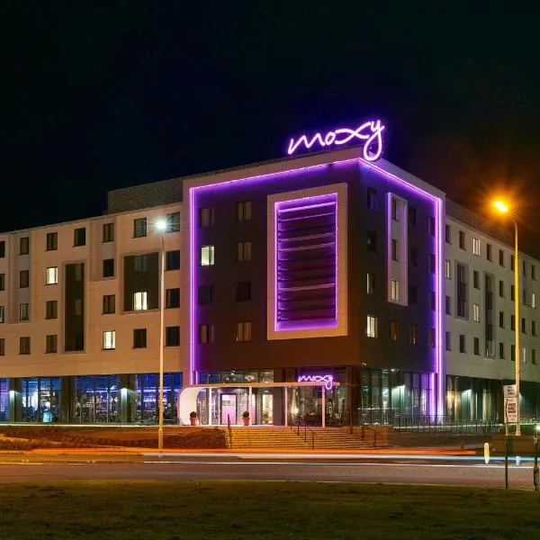 Moxy Edinburgh Airport，位于英格里斯顿的酒店
