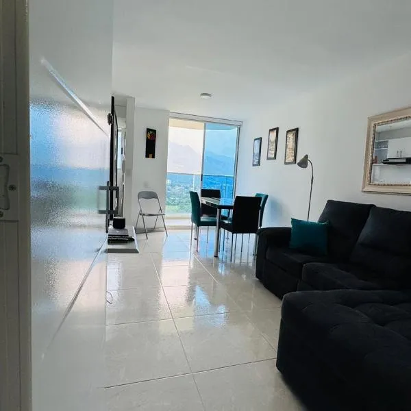 Linda Vista - Apartamento Ibague - Varsovia Club Residencial，位于伊瓦格的酒店