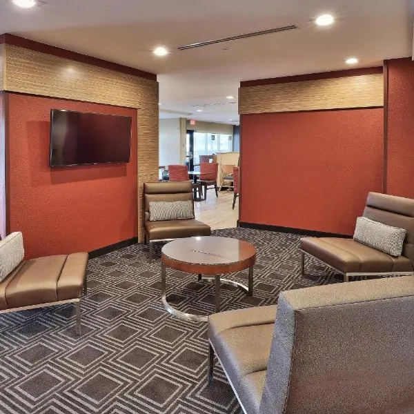 TownePlace Suites by Marriott Albuquerque Old Town，位于阿尔伯克基的酒店