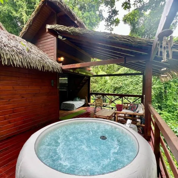 Lodge Ti Zaboka , SPA Privatif，位于萨莱比梅的酒店