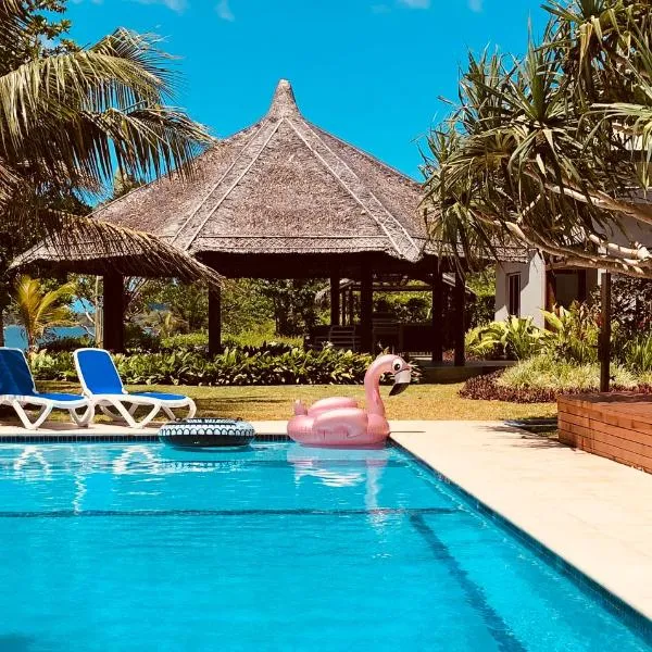 Seahorse Lodge - Port Vila's WOW Factor! Huge 5 Bedroom, 3 Bath Seaside Paradise，位于维拉港的酒店
