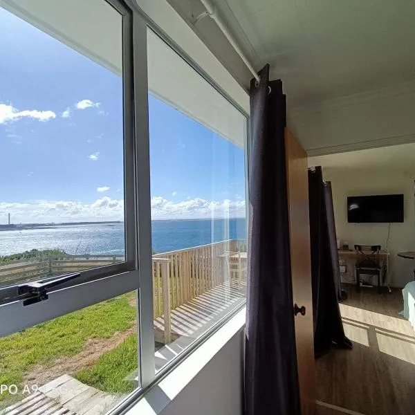 Lands End Vacation Home，位于布拉夫的酒店