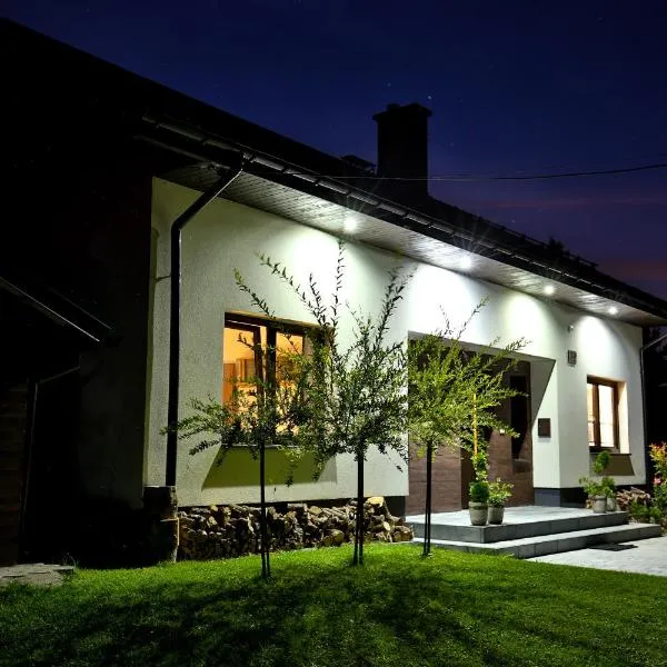 Dom Świerszczem Głośny,位于Gaboń的酒店