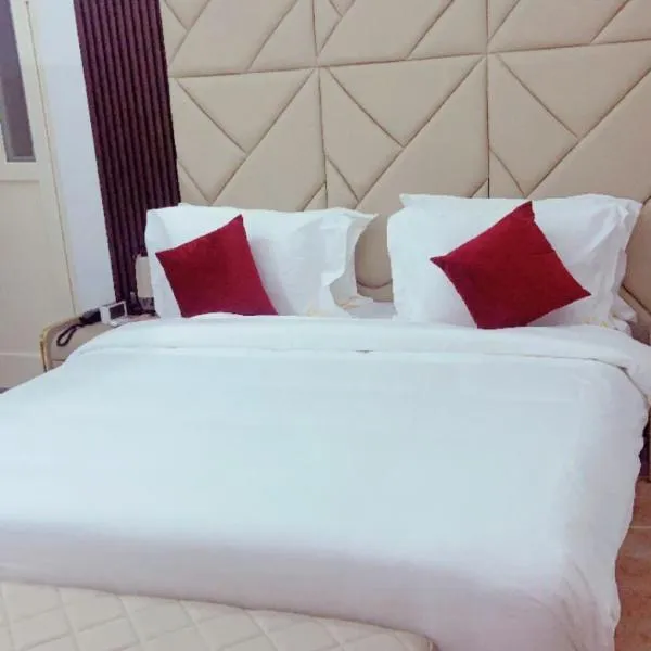 Scarlett Apartments，位于蒙罗维亚的酒店