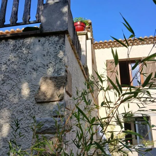Eco gîte des chênes，位于Colonzelle的酒店