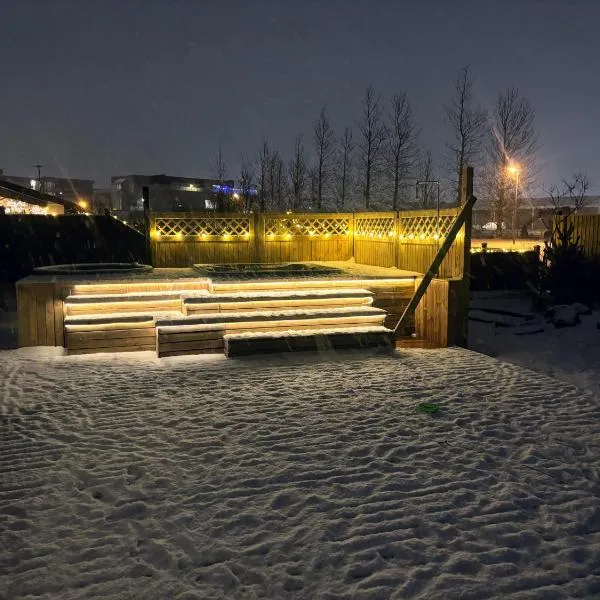 Golden Circle House Sauna Hot&Cold Tub，位于塞尔福斯的酒店