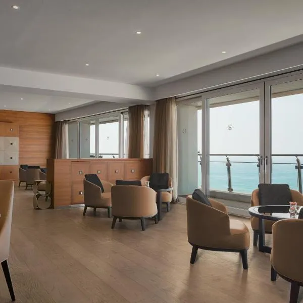 Sheraton Club des Pins Resort，位于克拉布德品斯的酒店
