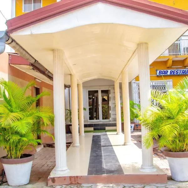 RESIDENCE HOTEL Moungali，位于布拉柴维尔的酒店
