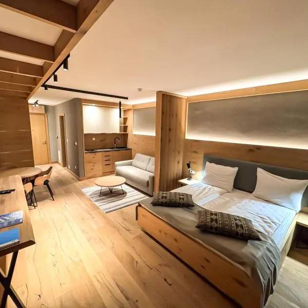 Apartment Vučko Lux C334 Private host，位于亚霍里纳的酒店