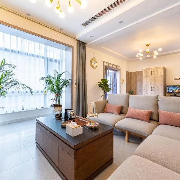 Mutianyu Great Wall Jingshan First House Boutique B&B，位于慕田峪的酒店