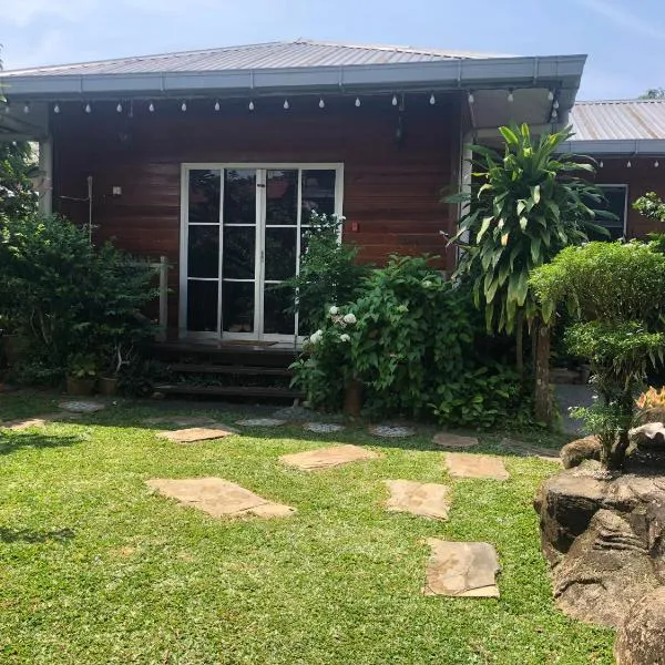 Sri Kandis Cottage Stay，位于古晋的酒店