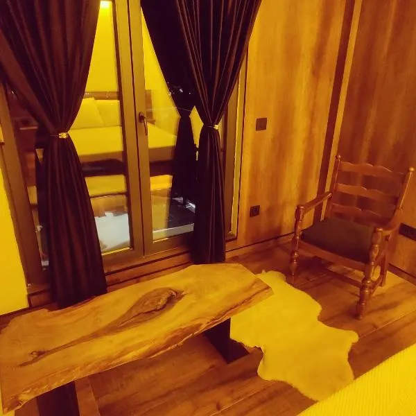 KonKal - Royal resort，位于科帕奥尼克的酒店