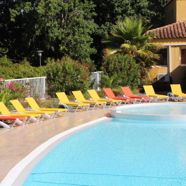 Résidence Lagrange Vacances - Les Cottages Varois，位于索列图卡的酒店