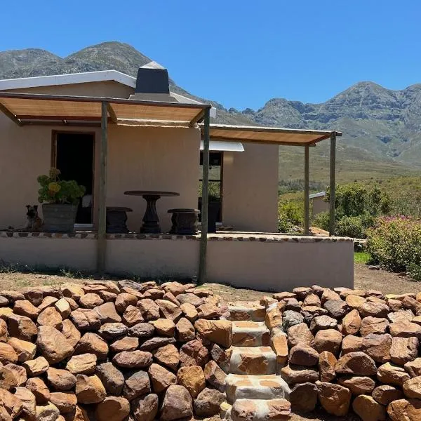 Renewal Retreat Klein Karoo Cottage，位于Uniondale的酒店