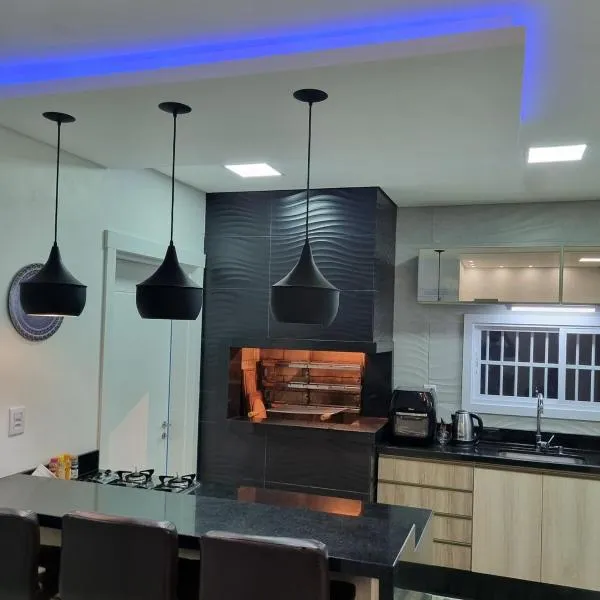 Linda casa em Osório，位于奥索里乌的酒店