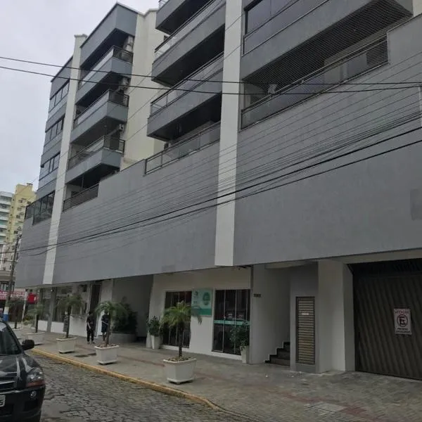 Apto em Itapema - Quadra MAR，位于伊塔佩马的酒店