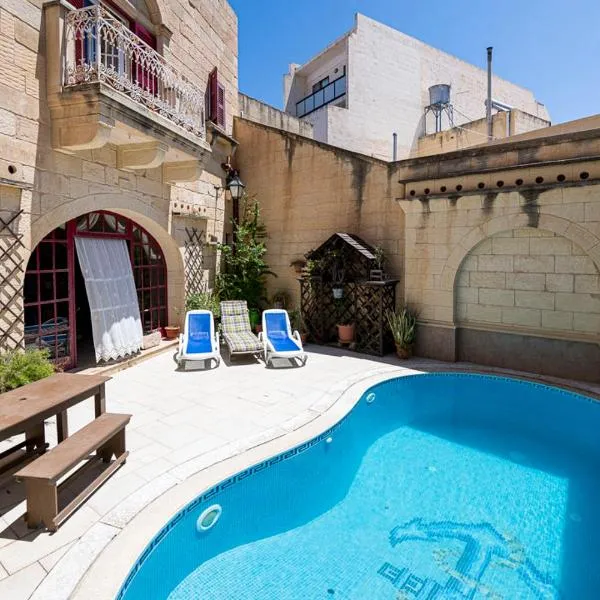 3 Bedroom Farmhouse with Private Pool，位于Għajn Melel的酒店