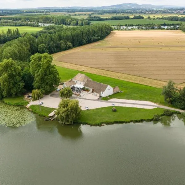 L'ile chaumette，位于Épervans的酒店