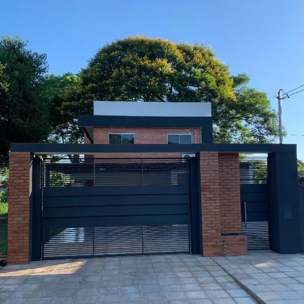 Casa moderna cerca de la playa，位于恩卡纳西翁的酒店