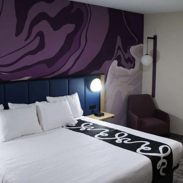La Quinta Inn & Suites by Wyndham Memphis East，位于孟菲斯的酒店